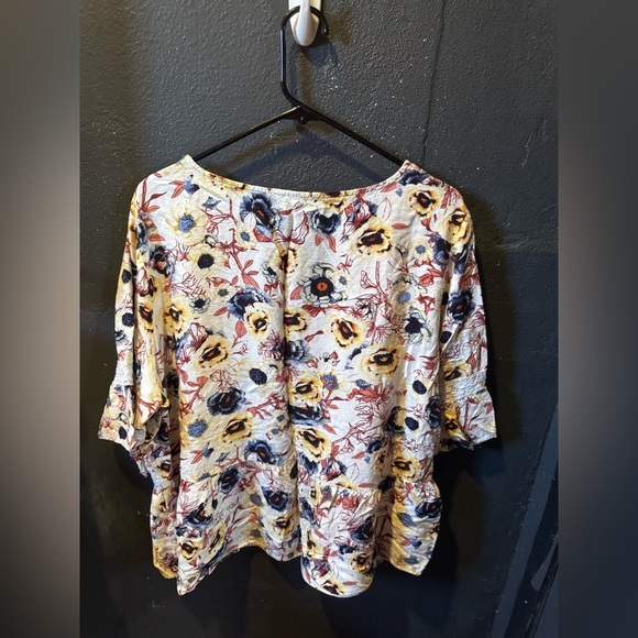 Maurices Cream Floral Flutter Sleeve Blouse with Tie Front - Picture 4 of 4